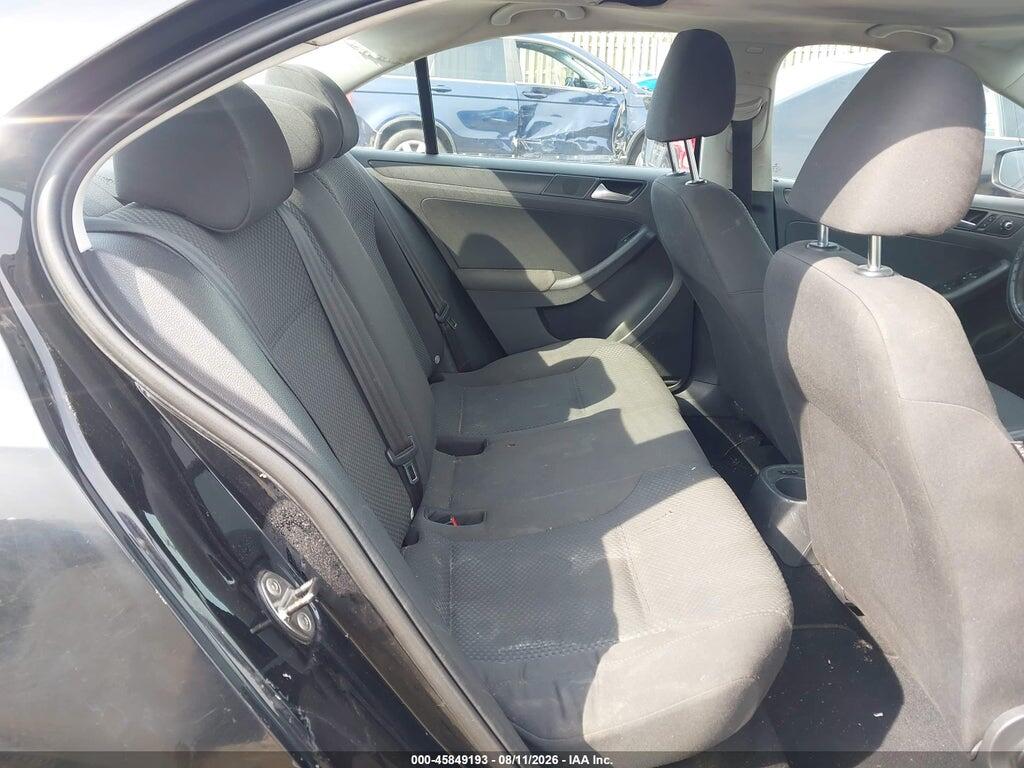 3VW2K7AJ0CM468103 2012 VOLKSWAGEN JETTA photo no. 8