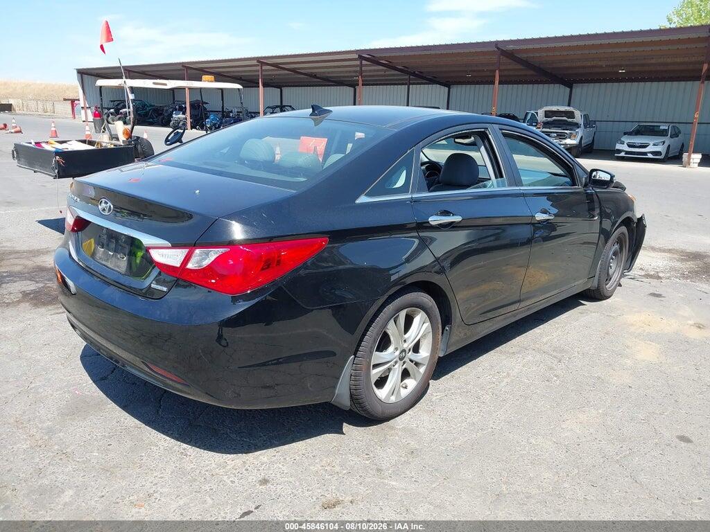 5NPEC4AC0CH393731 2012 HYUNDAI SONATA photo no. 4
