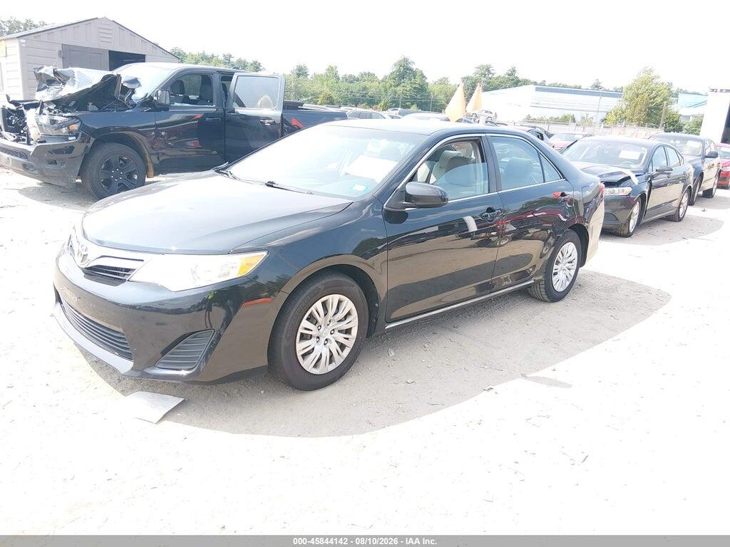 4T4BF1FK4CR172469 2012 TOYOTA CAMRY photo no. 2