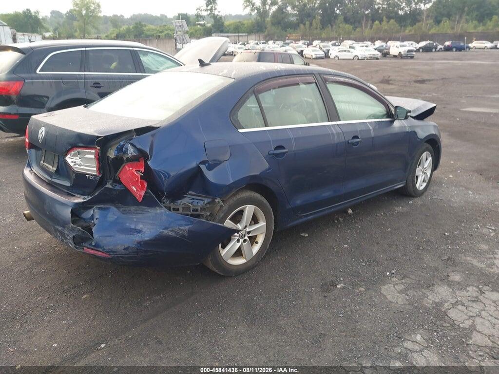 3VWLL7AJ4CM407564 2012 VOLKSWAGEN JETTA photo no. 4