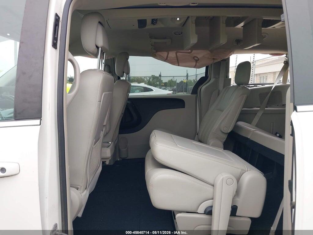 2C4RC1BG3CR187873 2012 CHRYSLER TOWN & COUNTRY photo no. 8