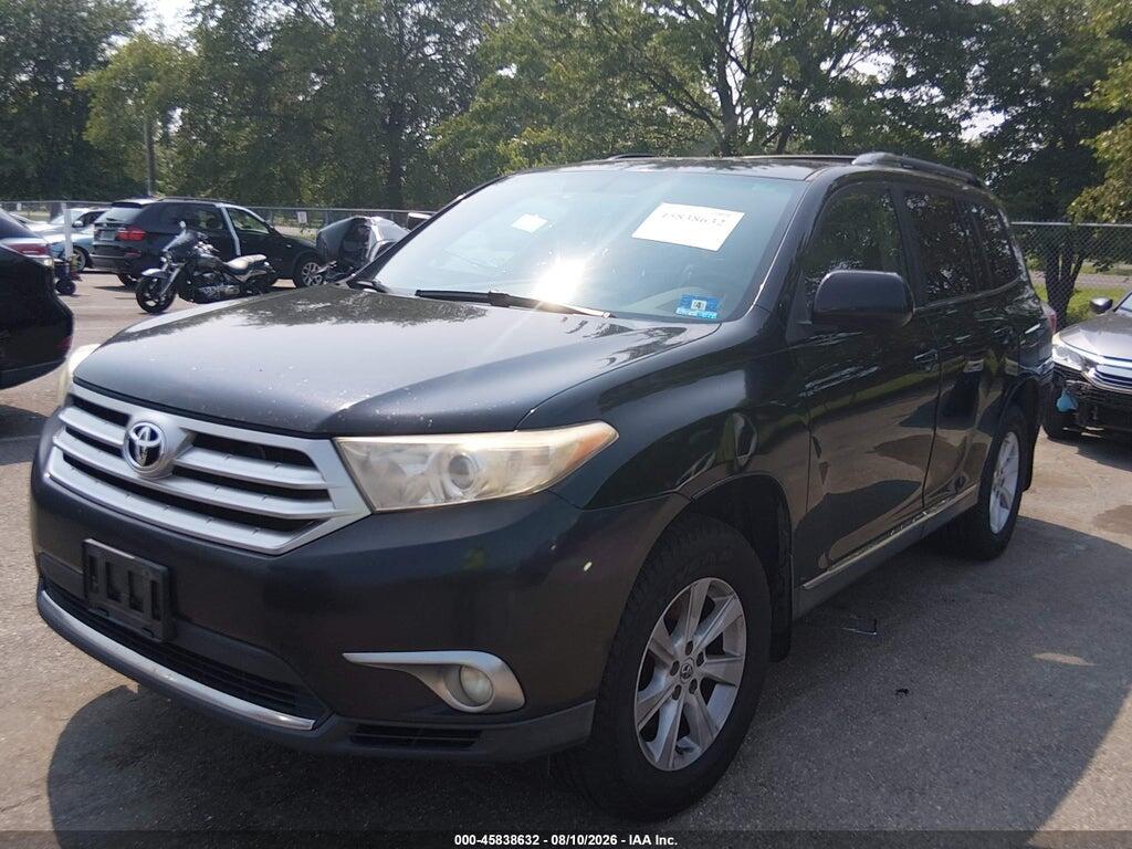 5TDBK3EHXCS132767 2012 TOYOTA HIGHLANDER photo no. 2