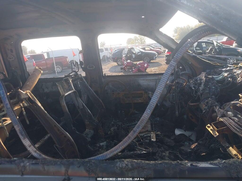 3GCPKSE70CG258013 2012 CHEVROLET SILVERADO 1500 photo no. 5