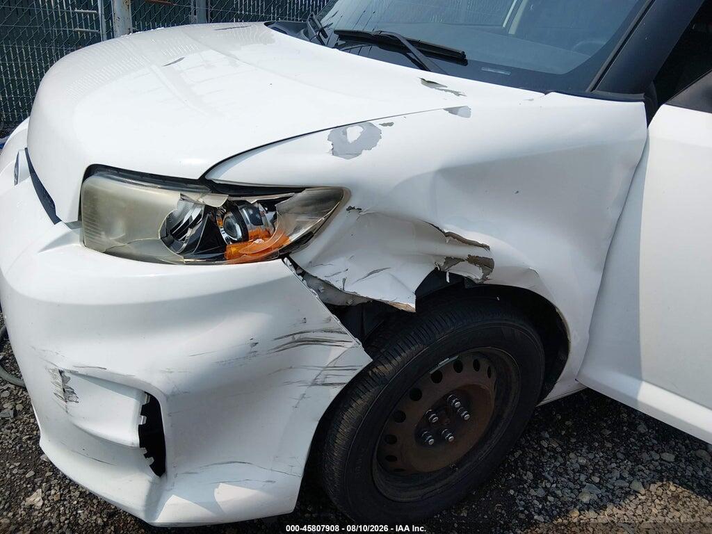 JTLZE4FE4CJ017096 2012 SCION XB photo no. 6