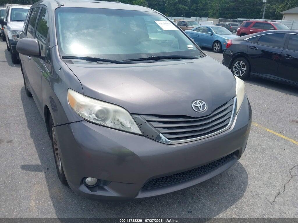 5TDYK3DC6DS310840 2013 TOYOTA SIENNA photo no. 6