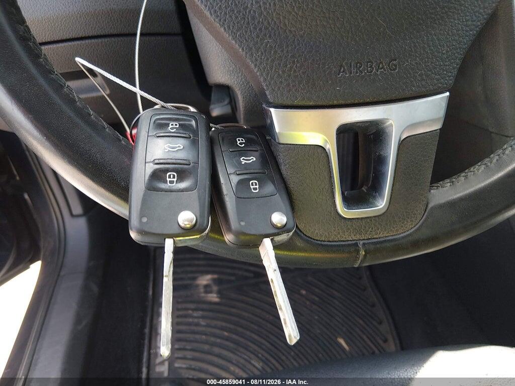 1VWBP7A38DC102492 2013 VOLKSWAGEN PASSAT photo no. 11
