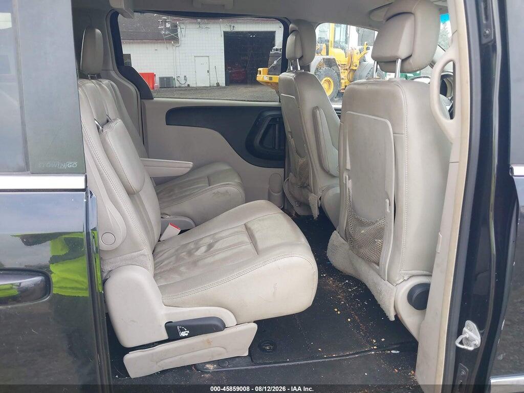 2C4RC1BG6DR556338 2013 CHRYSLER TOWN & COUNTRY photo no. 8