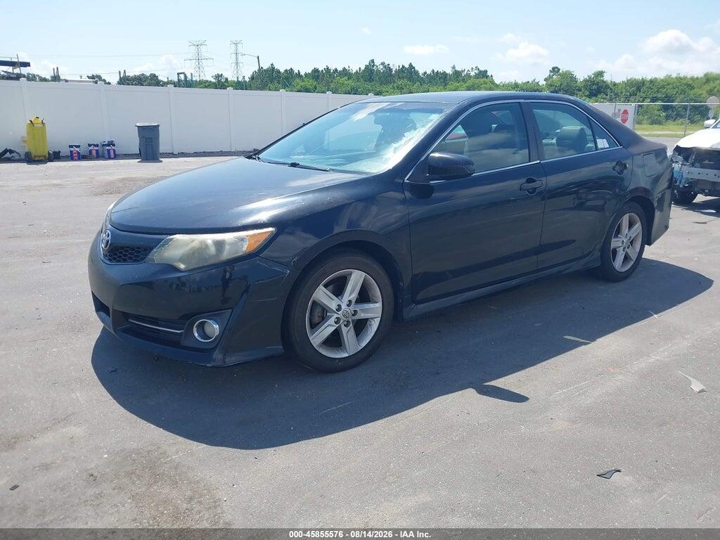 4T1BF1FK5DU263925 2013 TOYOTA CAMRY photo no. 2