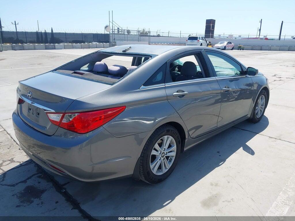 5NPEB4AC2DH738097 2013 HYUNDAI SONATA photo no. 4