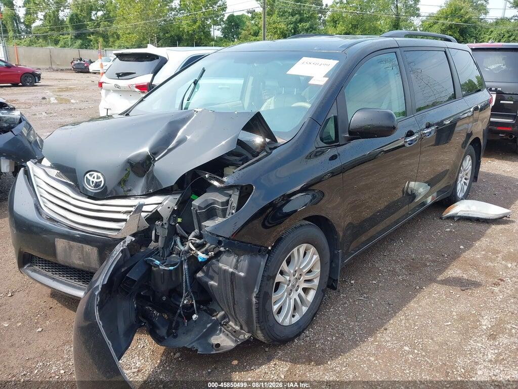 5TDYK3DCXDS391194 2013 TOYOTA SIENNA photo no. 2