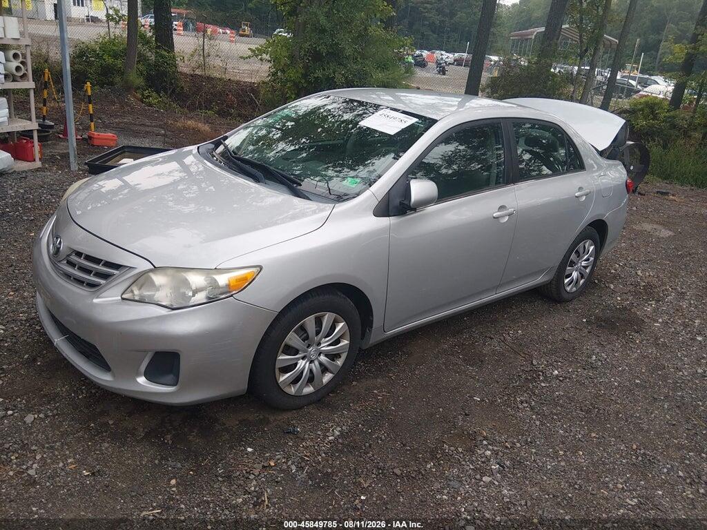 2T1BU4EE7DC087478 2013 TOYOTA COROLLA photo no. 2