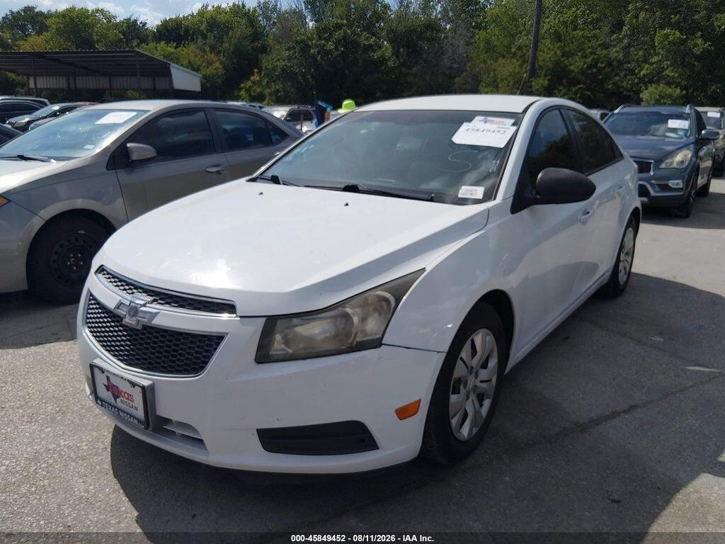 1G1PB5SH2D7243470 2013 CHEVROLET CRUZE photo no. 2