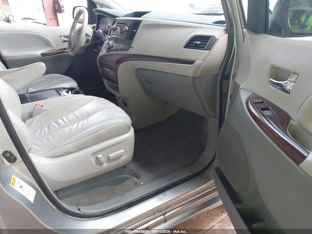 5TDYK3DC3DS341592 2013 TOYOTA SIENNA photo no. 5