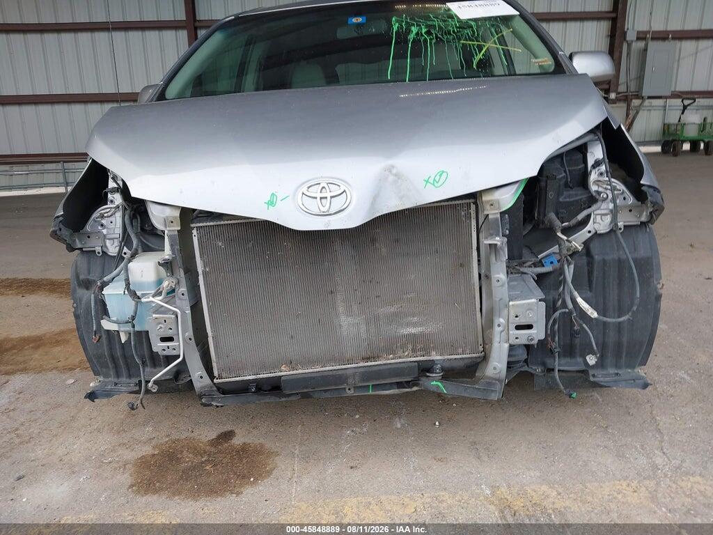 5TDYK3DC3DS341592 2013 TOYOTA SIENNA photo no. 6