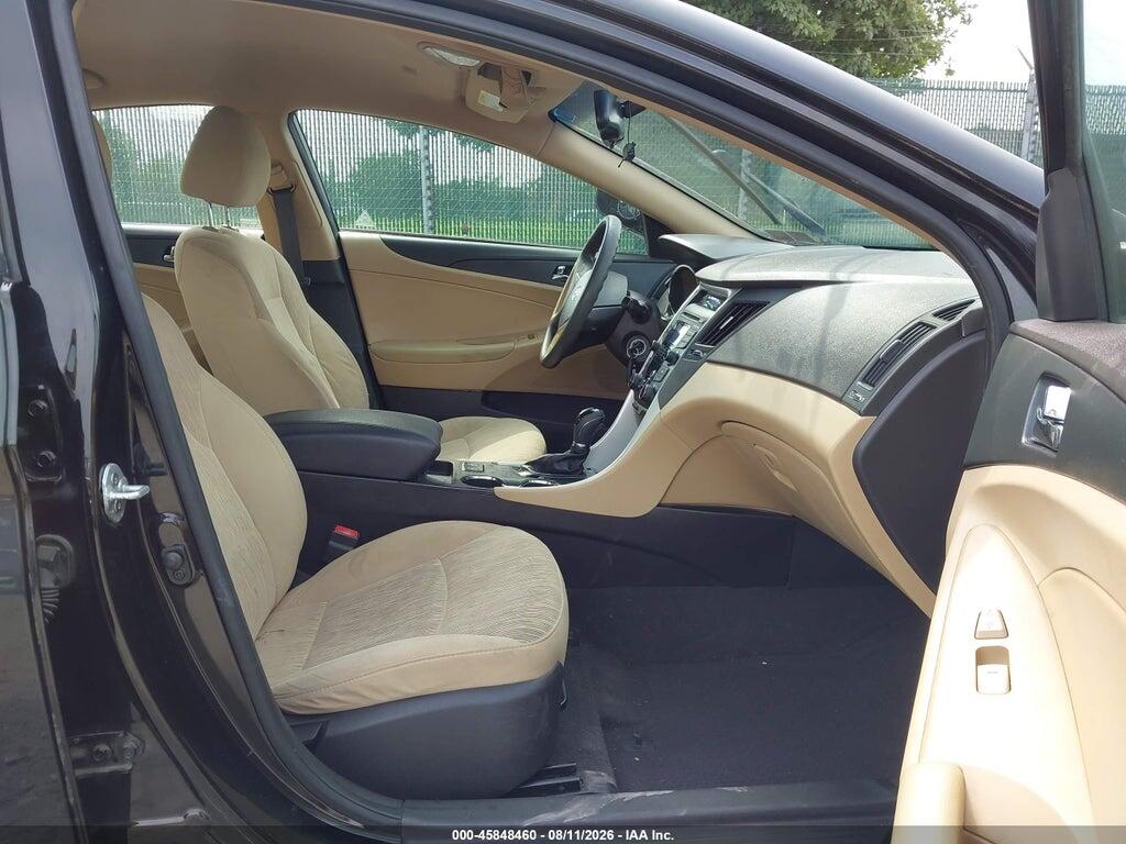 5NPEB4AC2DH565620 2013 HYUNDAI SONATA photo no. 5