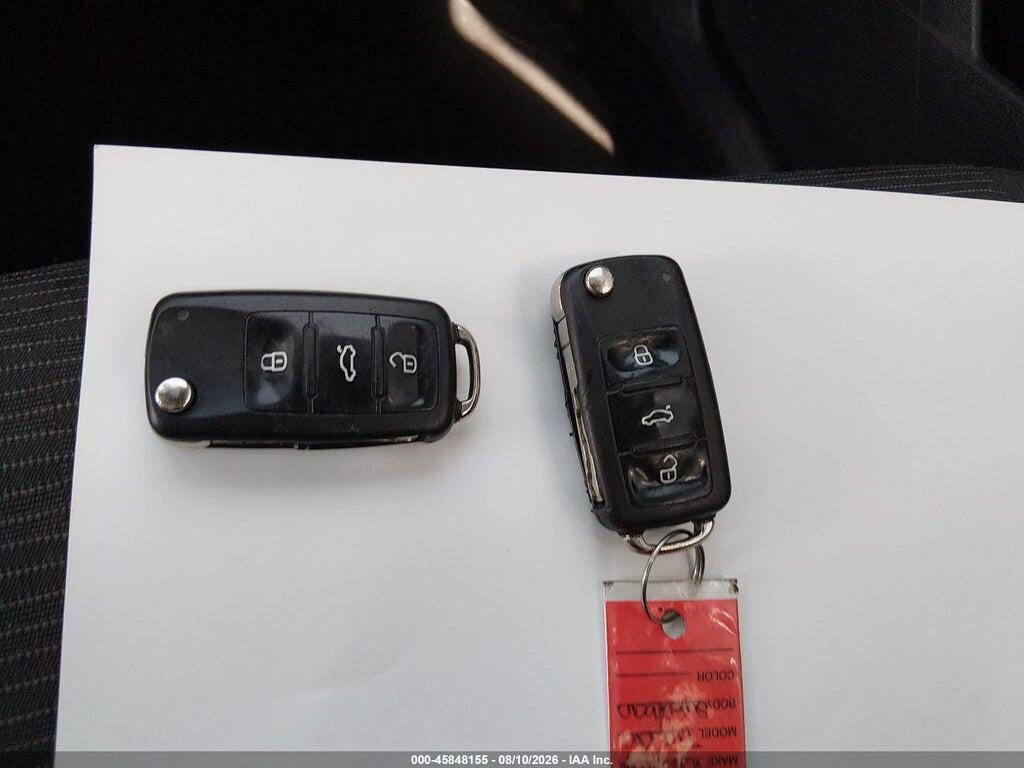 WVGBV3AX2DW068614 2013 VOLKSWAGEN TIGUAN photo no. 11