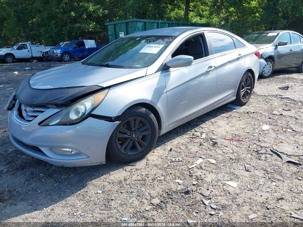 5NPEB4AC8DH744115 2013 HYUNDAI SONATA photo no. 2