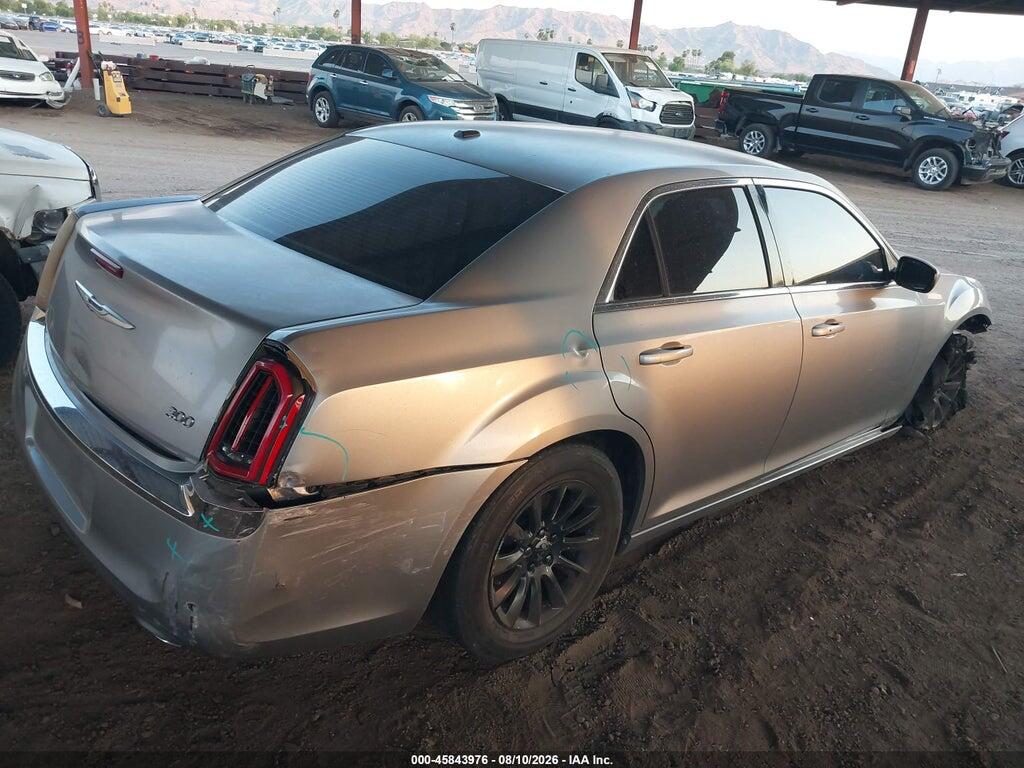 2C3CCAAG9DH735930 2013 CHRYSLER 300 photo no. 4