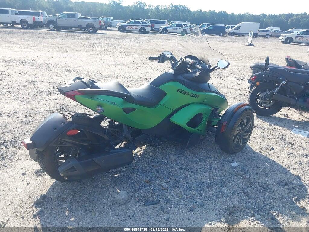 2BXNABC15DV000209 2013 CAN-AM SPYDER ROADSTER photo no. 4