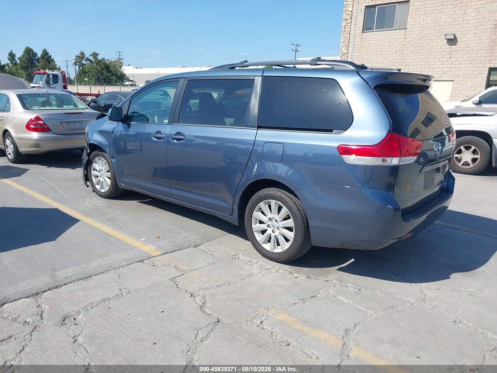 5TDJK3DC5DS069466 2013 TOYOTA SIENNA photo no. 3