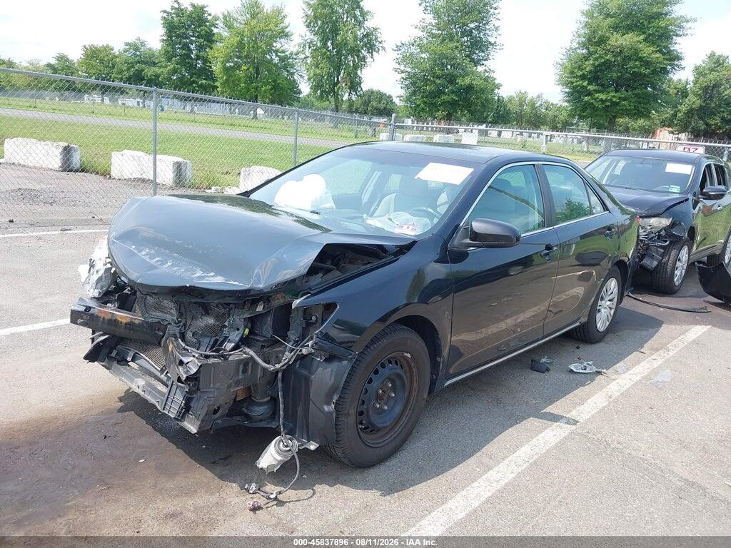 4T1BF1FK6DU271077 2013 TOYOTA CAMRY photo no. 2