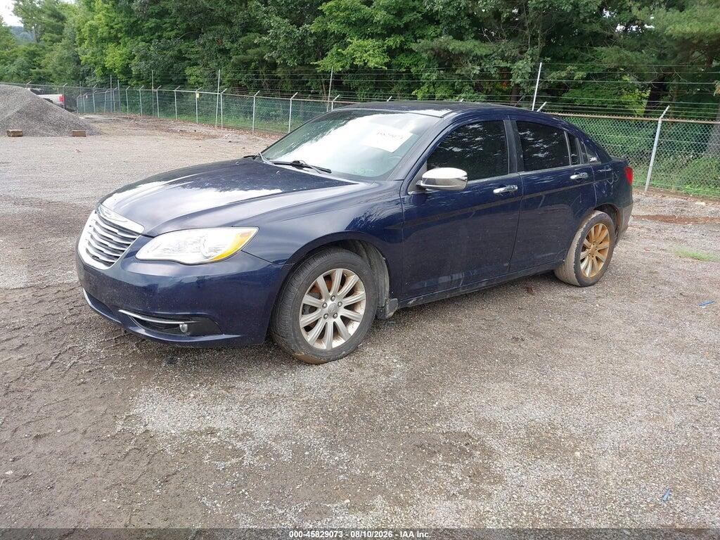 1C3CCBCG0DN723921 2013 CHRYSLER 200 photo no. 2