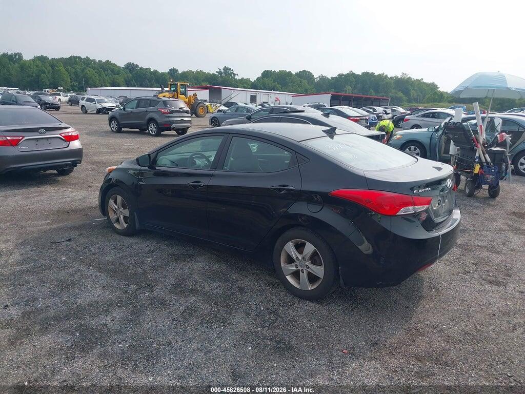 5NPDH4AE3DH414930 2013 HYUNDAI ELANTRA photo no. 3
