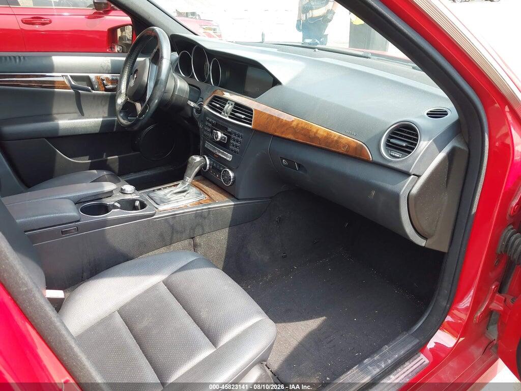 WDDGF8AB3DG124987 2013 MERCEDES-BENZ C 300 photo no. 5