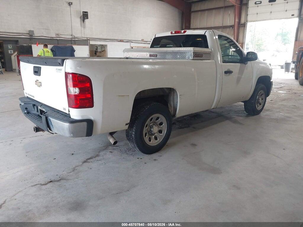 1GCNCSEA4DZ191384 2013 CHEVROLET SILVERADO 1500 photo no. 4