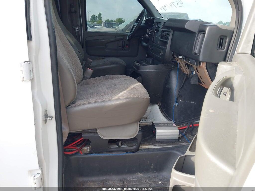 1GAWGPFA0E1106487 2014 CHEVROLET EXPRESS 2500 photo no. 5