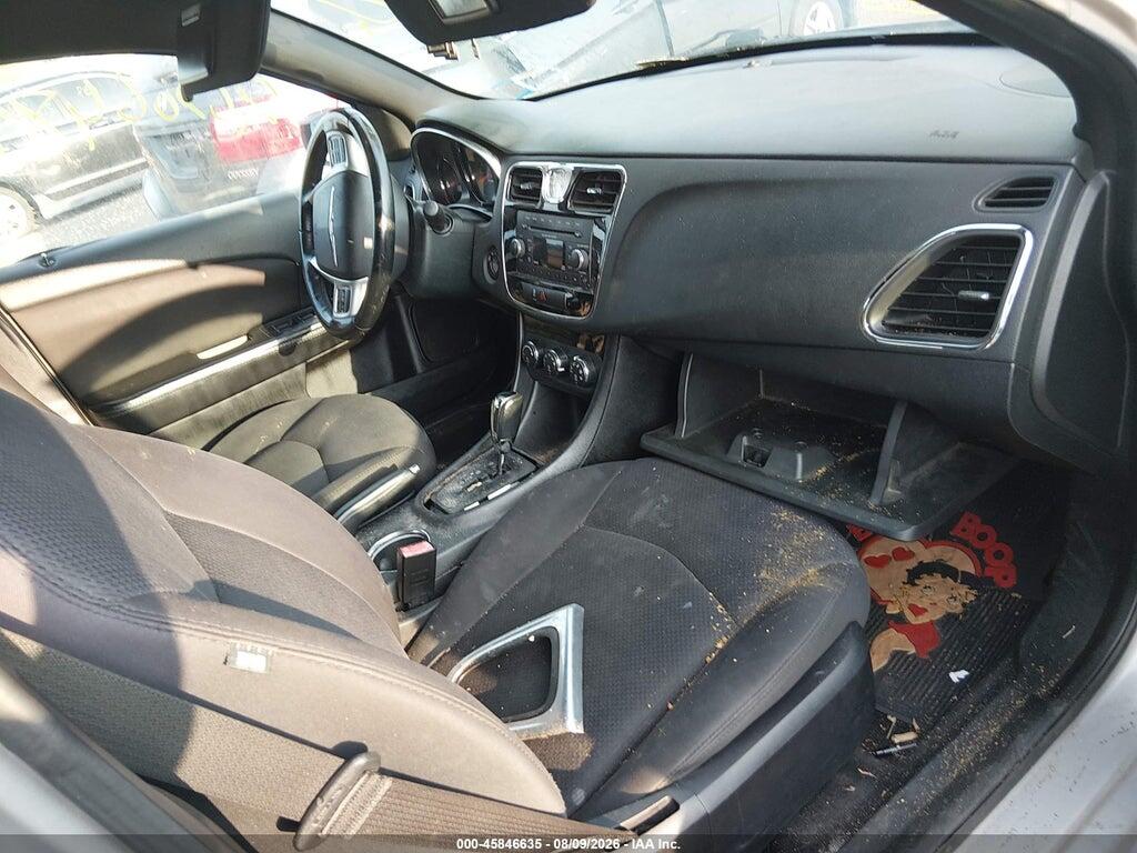 1C3CCBBG2EN114915 2014 CHRYSLER 200 photo no. 5