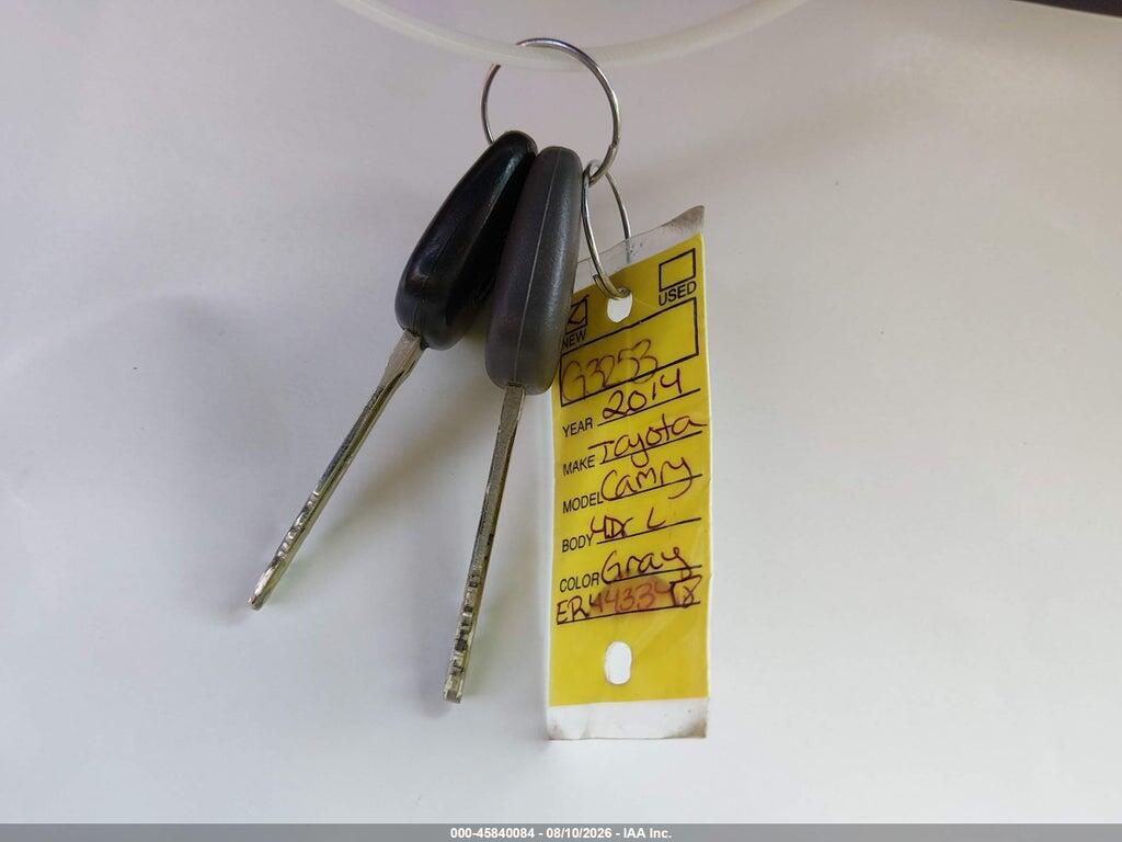 4T4BF1FK7ER443348 2014 TOYOTA CAMRY photo no. 11