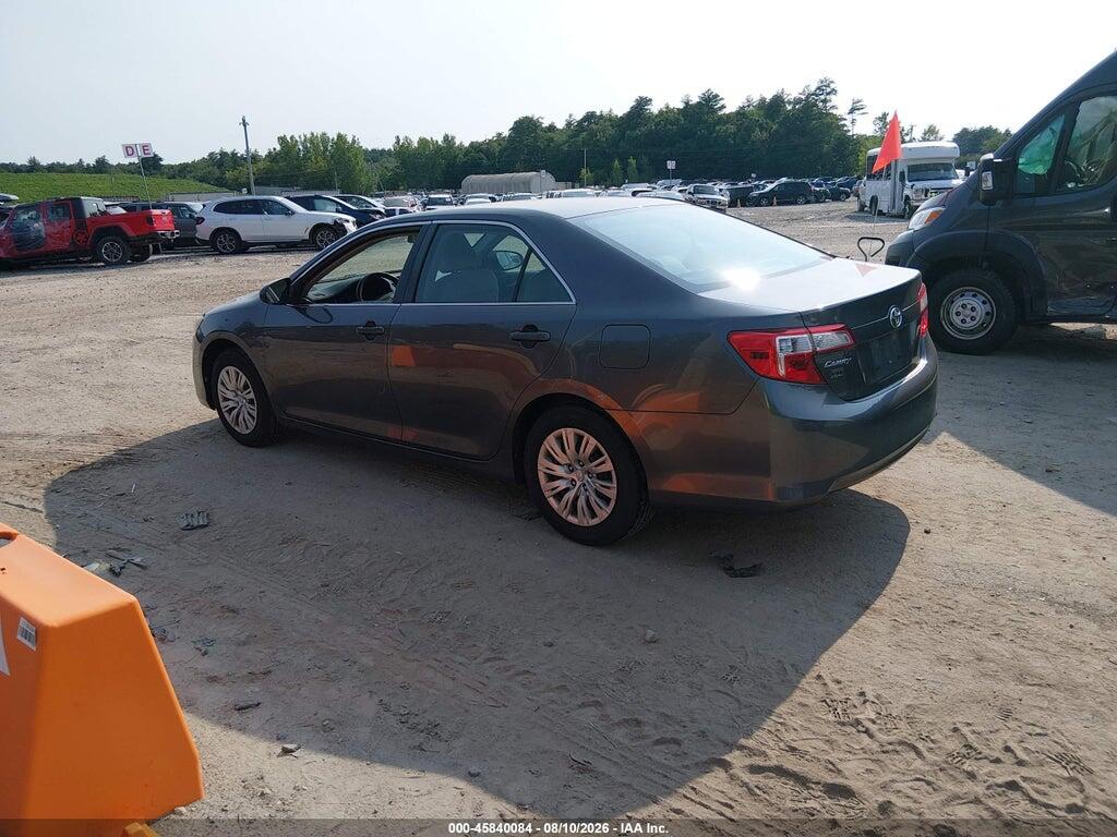 4T4BF1FK7ER443348 2014 TOYOTA CAMRY photo no. 3