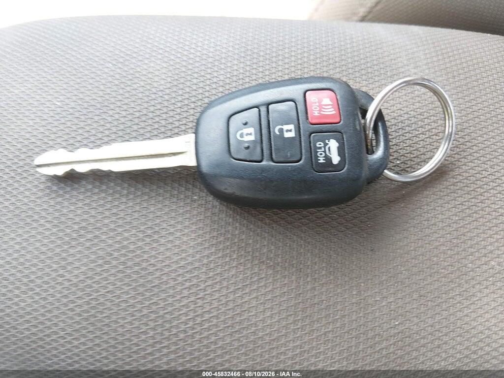 5YFBURHEXEP082382 2014 TOYOTA COROLLA photo no. 11