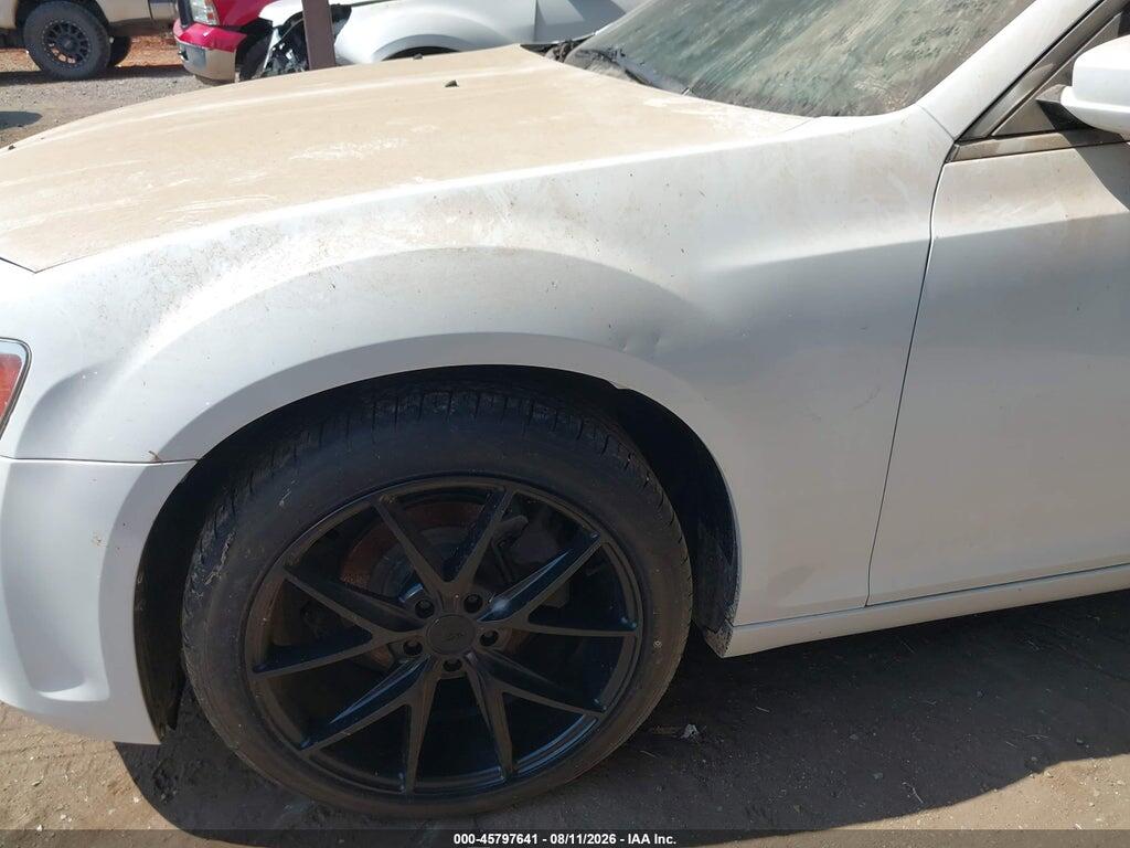 2C3CCAAG5EH138873 2014 CHRYSLER 300 photo no. 6