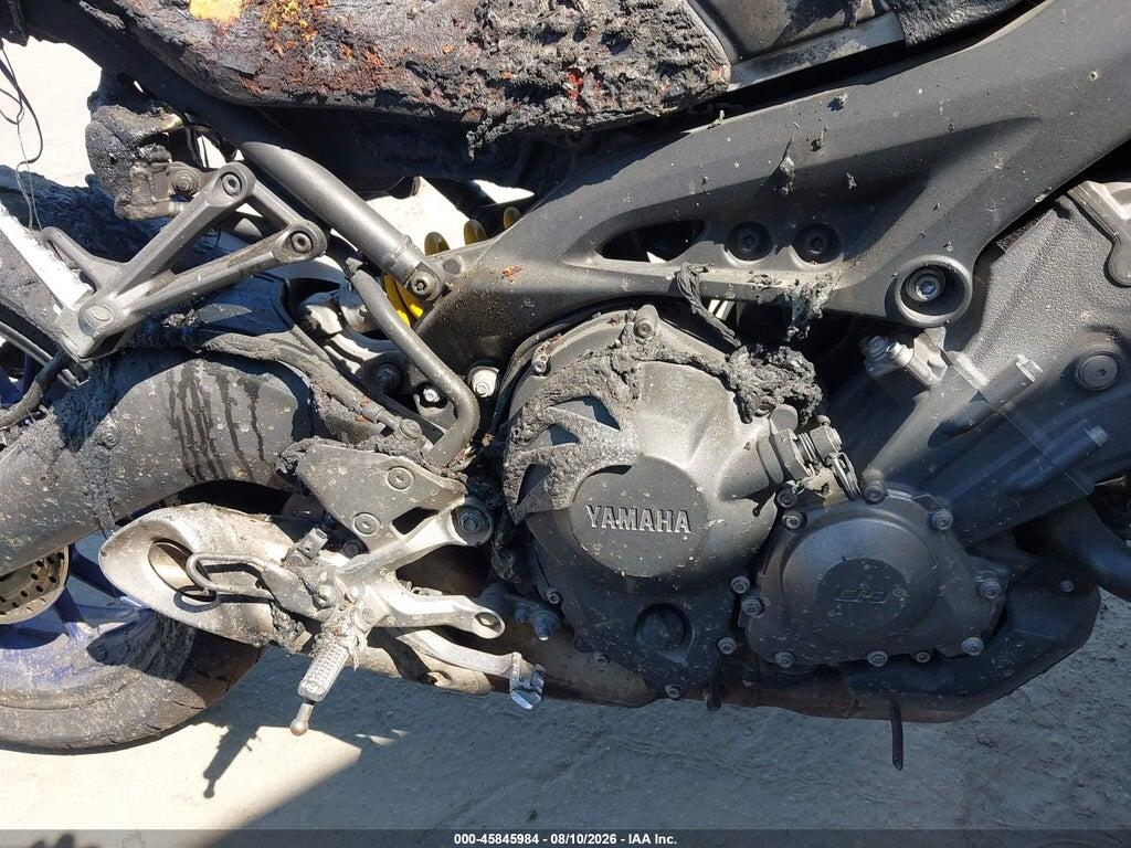 JYARN33Y8FA001875 2015 YAMAHA FZ09 photo no. 8