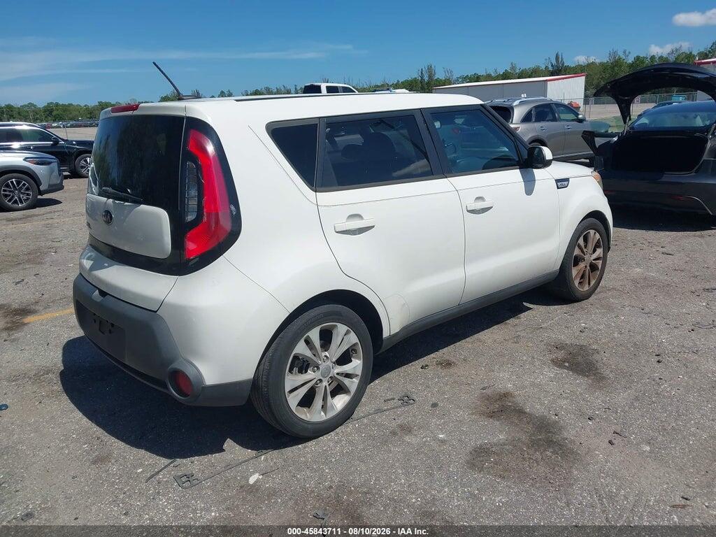 KNDJP3A59F7209863 2015 KIA SOUL photo no. 4