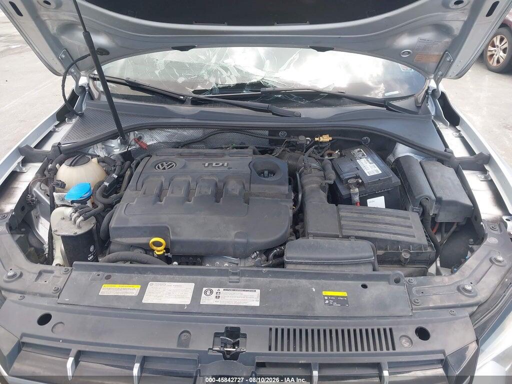 1VWCV7A3XFC010538 2015 VOLKSWAGEN PASSAT photo no. 10