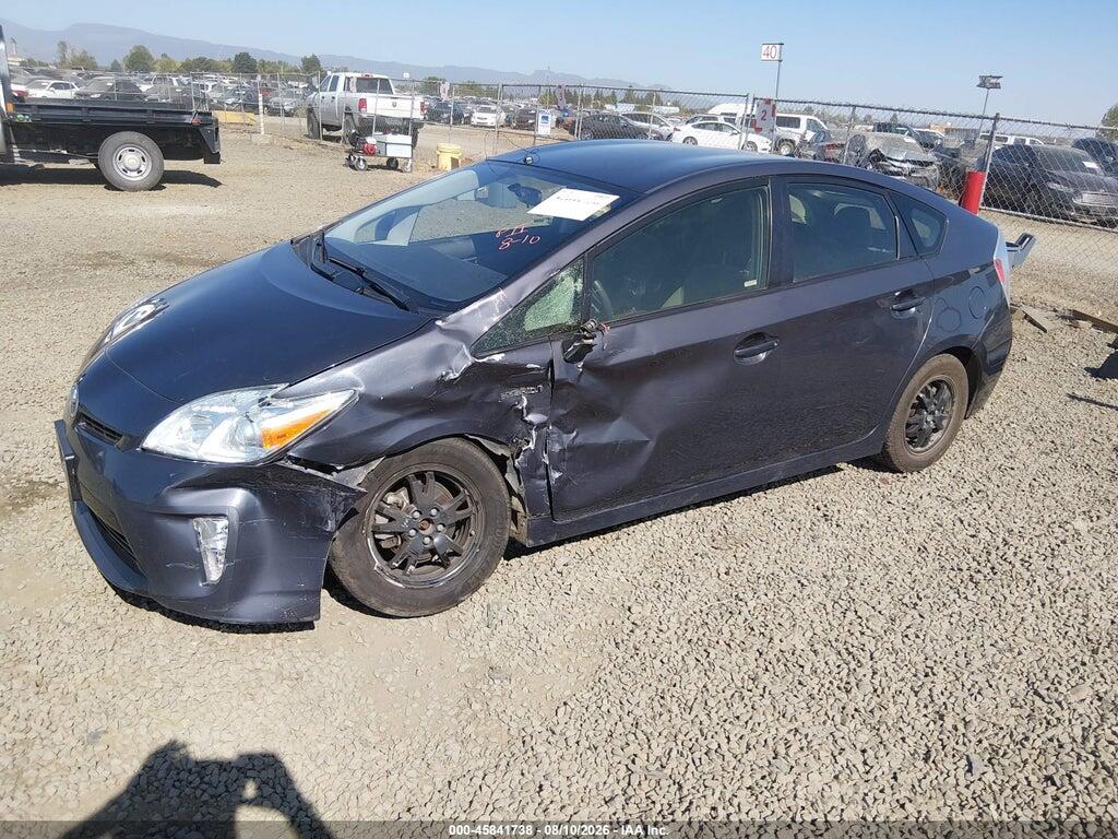 JTDKN3DUXF1933688 2015 TOYOTA PRIUS photo no. 2