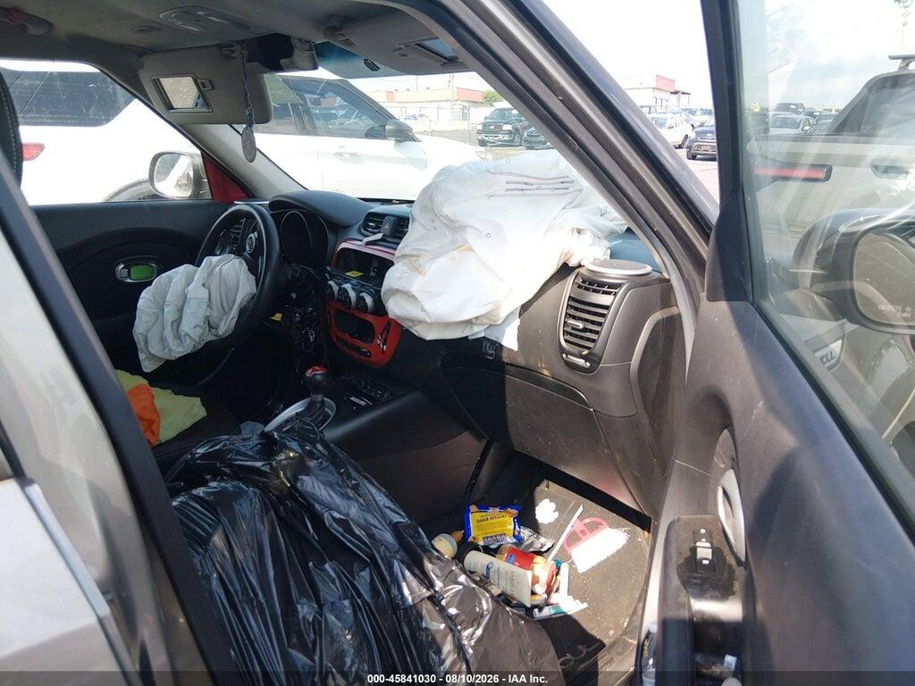 KNDJN2A20F7182073 2015 KIA SOUL photo no. 5