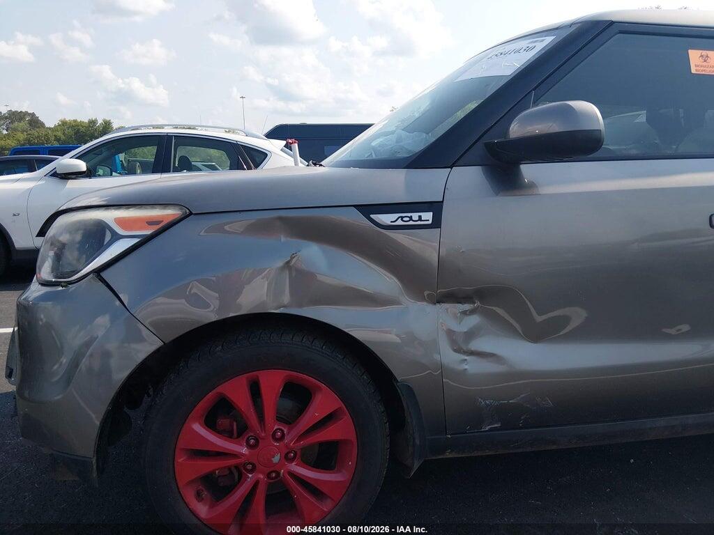 KNDJN2A20F7182073 2015 KIA SOUL photo no. 6
