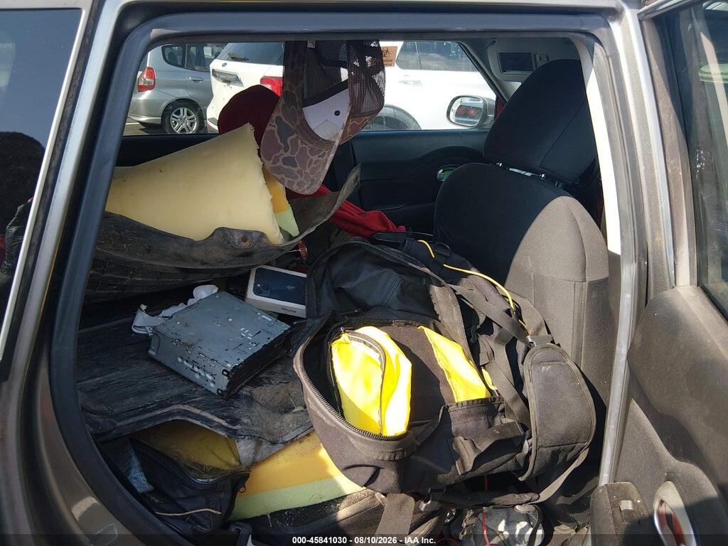 KNDJN2A20F7182073 2015 KIA SOUL photo no. 8