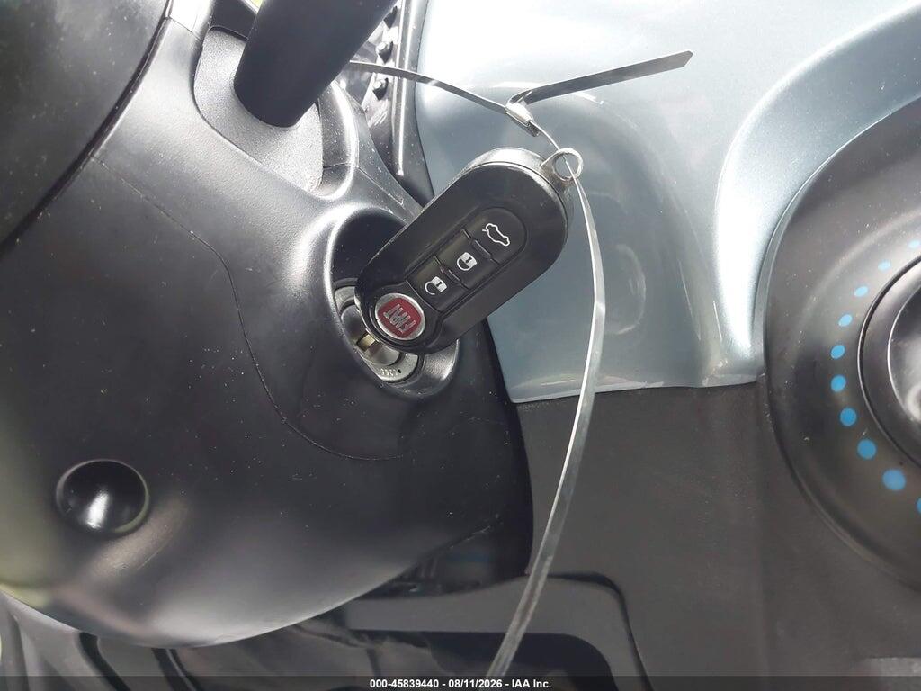 3C3CFFAR0FT570351 2015 FIAT 500 photo no. 11