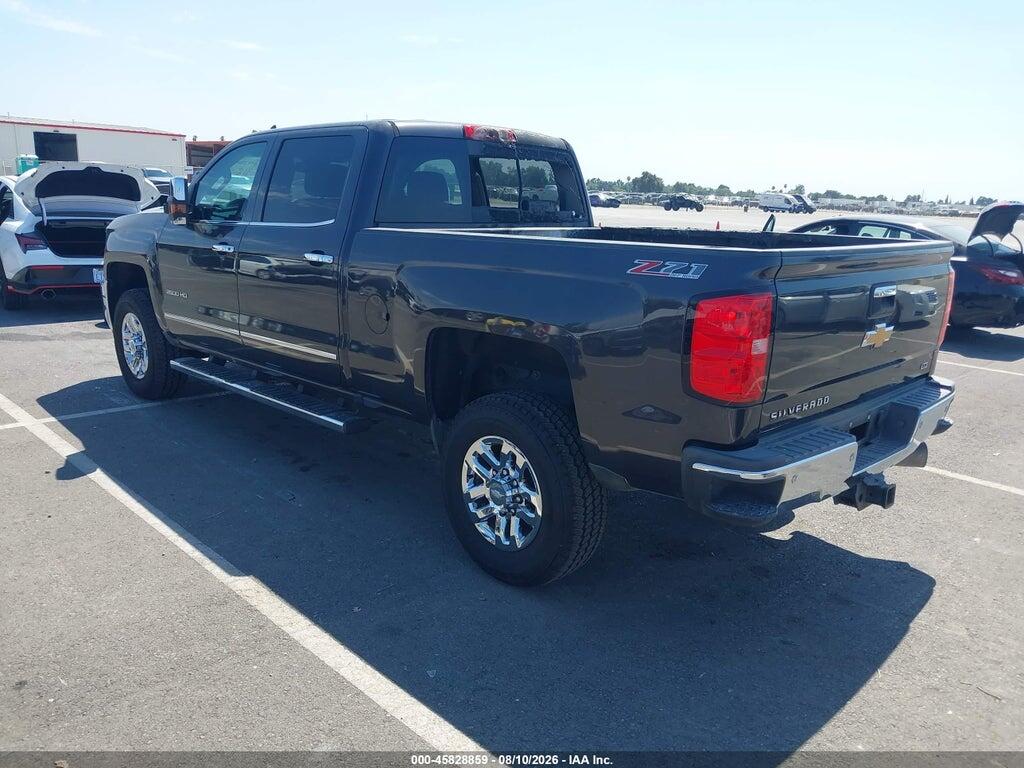 1GC1KWE82FF525941 2015 CHEVROLET SILVERADO 2500HD BUILT AFTER AUG 14 photo no. 3