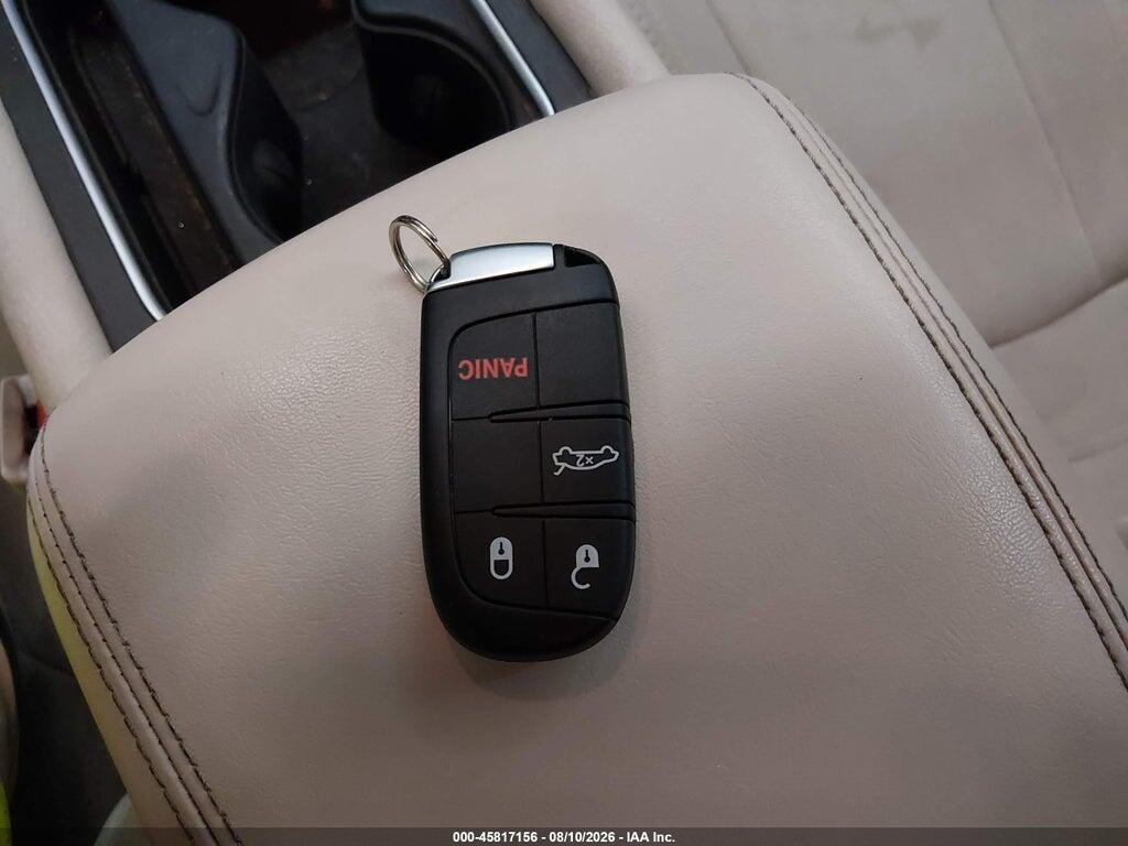 1C3CCCAB9FN507937 2015 CHRYSLER 200 photo no. 11