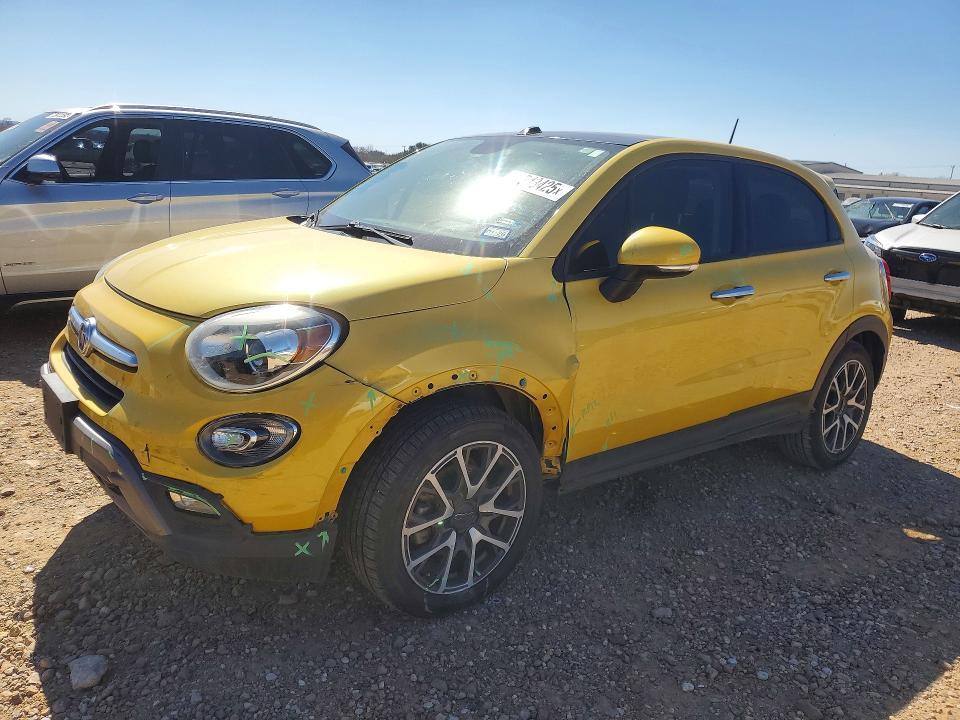 2016 FIAT 500X ZFBCFYET0GP334591