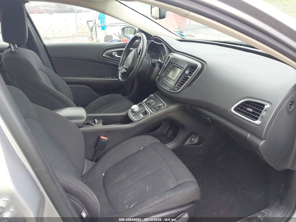 1C3CCCAB4GN100951 2016 CHRYSLER 200 photo no. 5