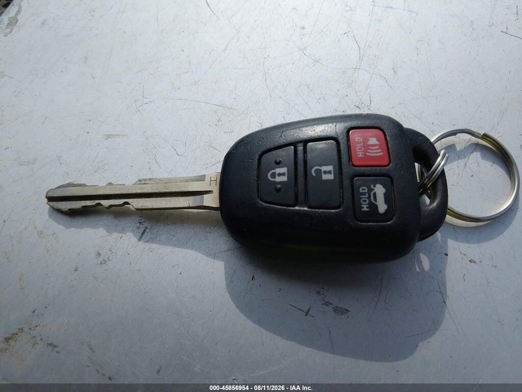 4T1BF1FK6GU207593 2016 TOYOTA CAMRY photo no. 11