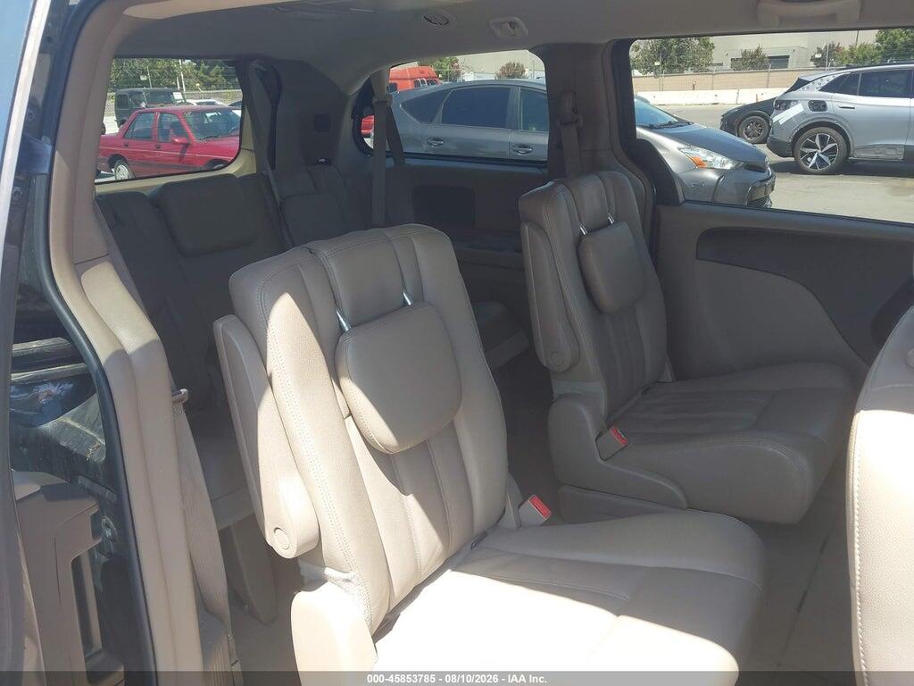2C4RC1BG7GR156339 2016 CHRYSLER TOWN & COUNTRY photo no. 8