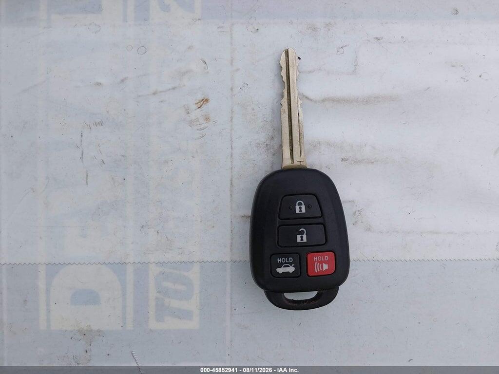 4T1BF1FK3GU241345 2016 TOYOTA CAMRY photo no. 11